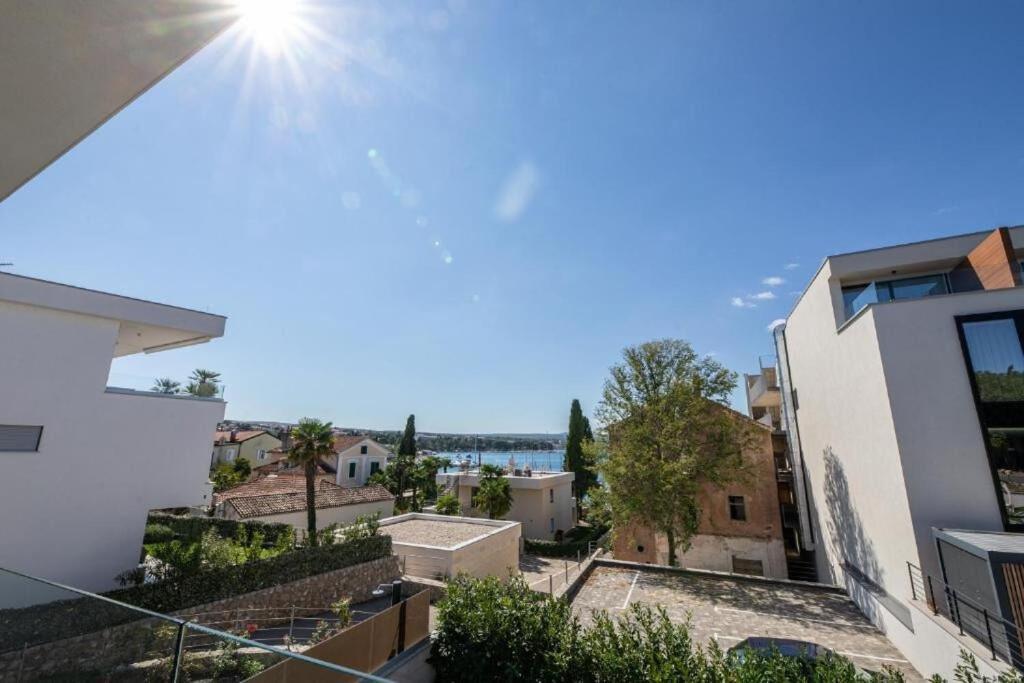 Apartments Marina Malinska Esterno foto
